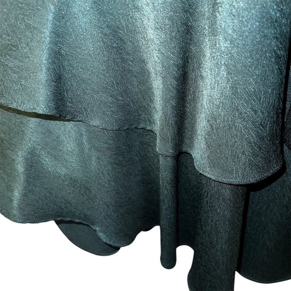 Storia Emerald Green Deep V-Neck Ruffle Long Sleeve Mini Dress Sz S - Picture 7 of 14